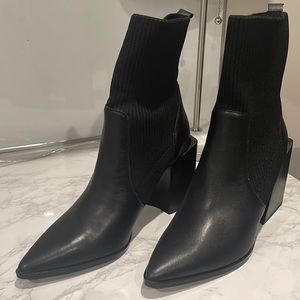 Steve Madden Women’s Tackle Block Heel Booties